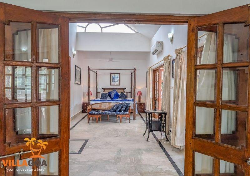 Beachfront Luxury Villa Tiara