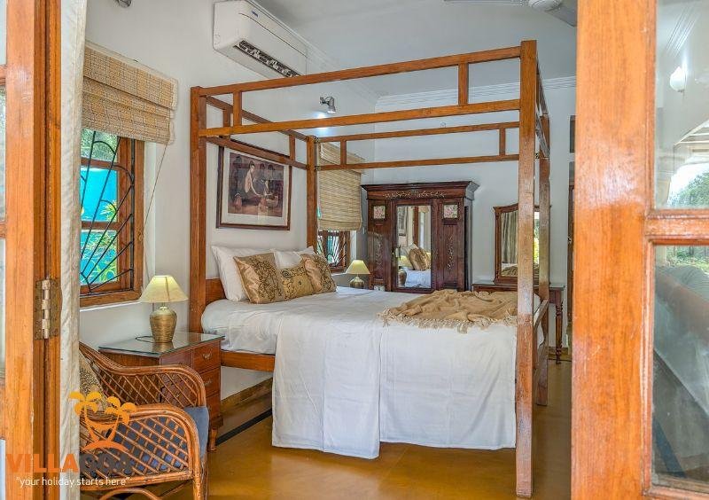 Beachfront Luxury Villa Tiara