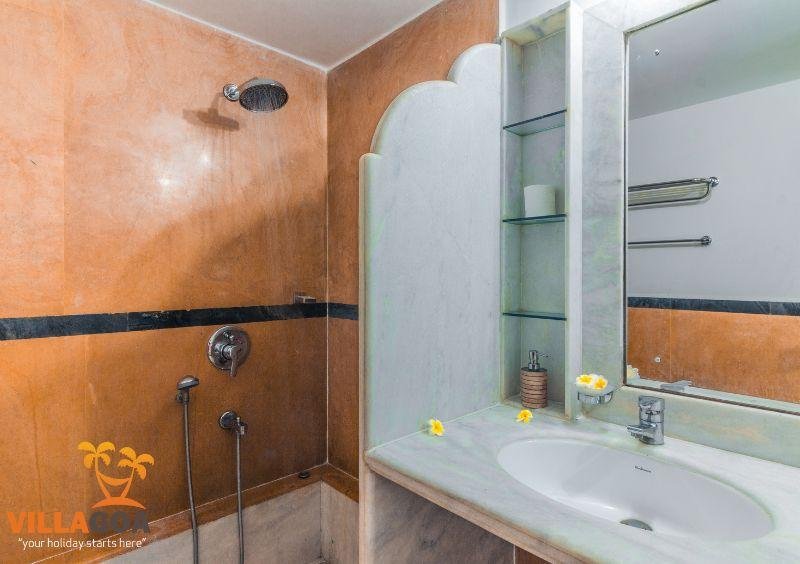 Beachfront Luxury Villa Tiara