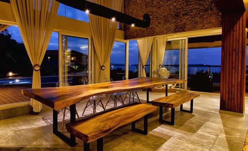 Luxury villa Hummus