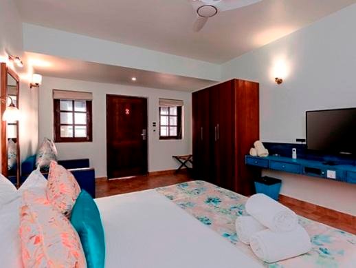 Luxury beach front villa Terracotta