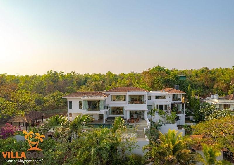 5 Bedroom Pool Villa Everest