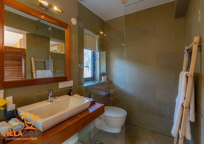 5 Bedroom Pool Villa Everest
