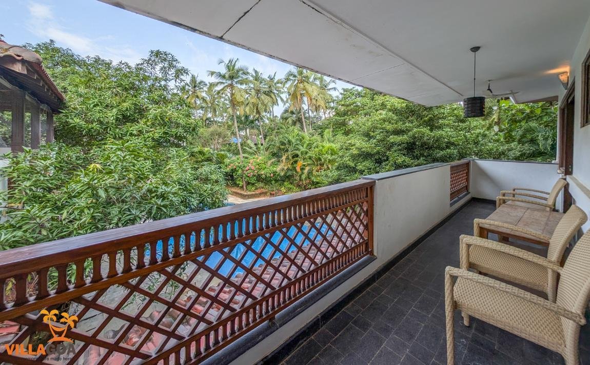 Beach villa Hum