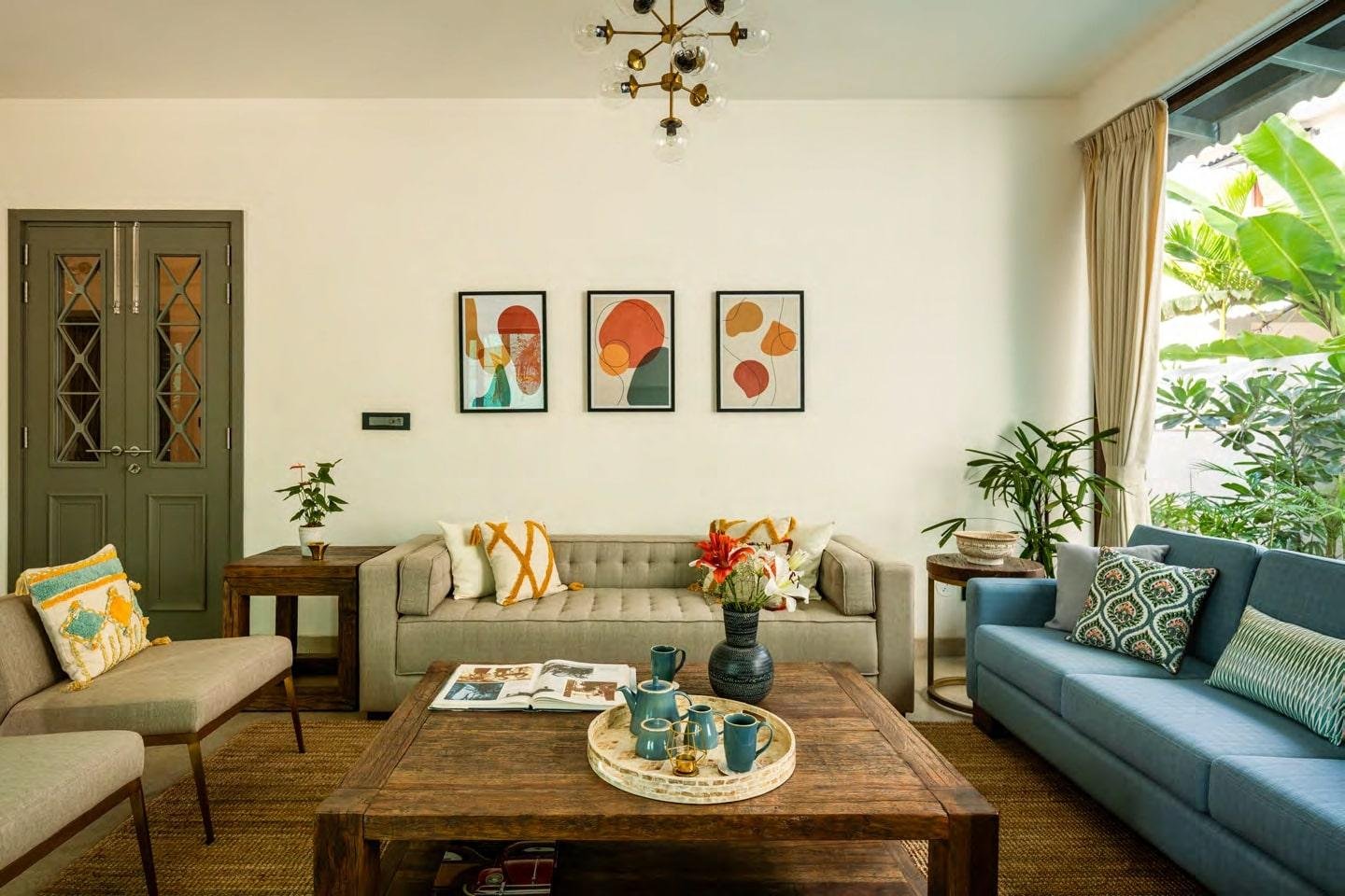 Villa  MayriT