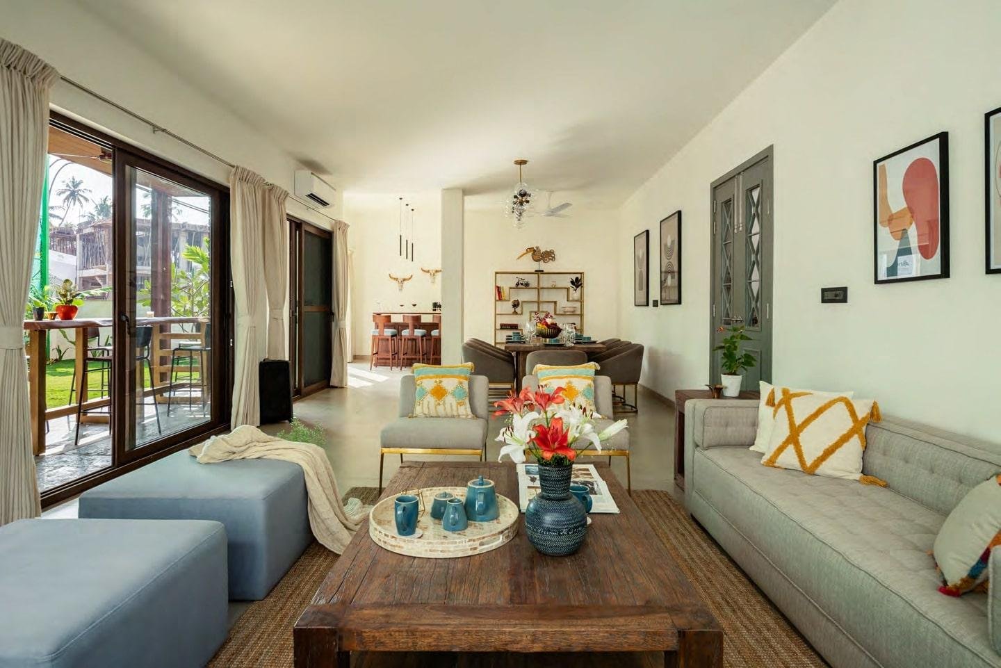 Villa  MayriT
