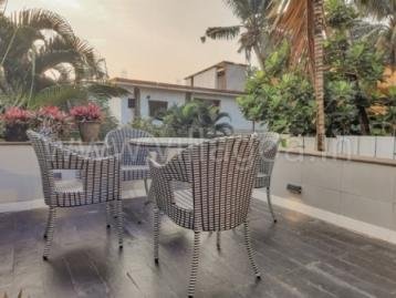 Beach Villa Ara