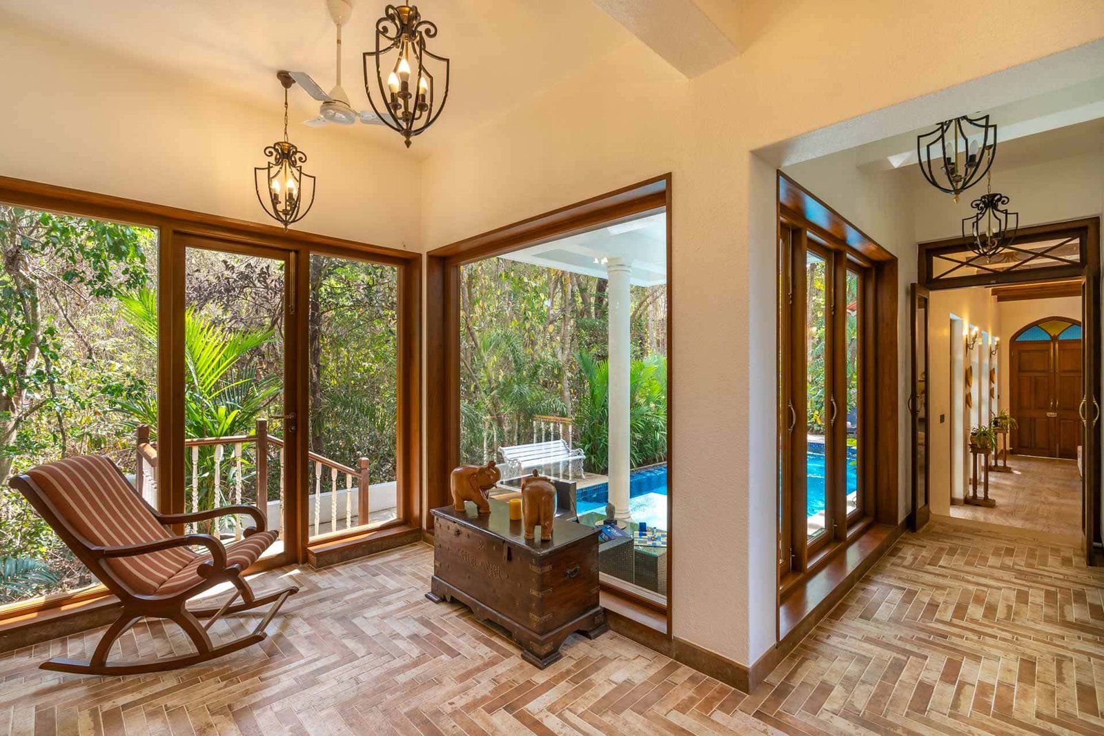 Moira Villa Tropicana
