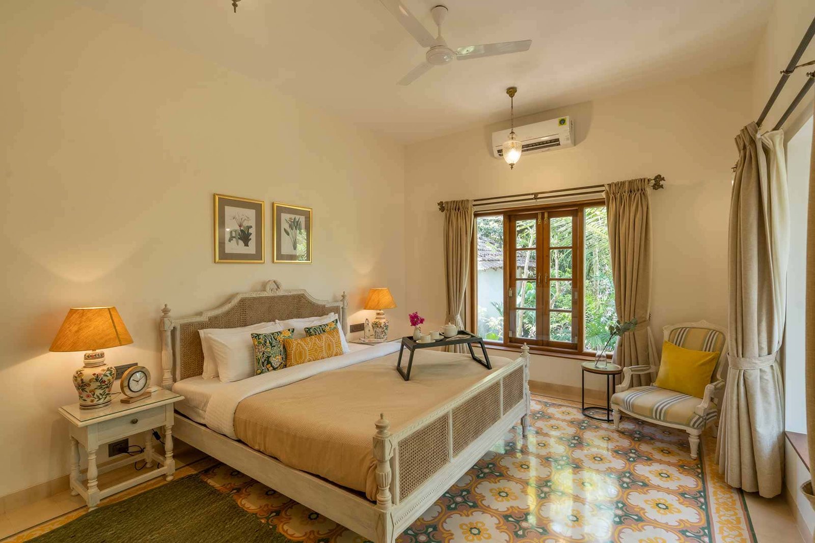 Moira Villa Tropicana
