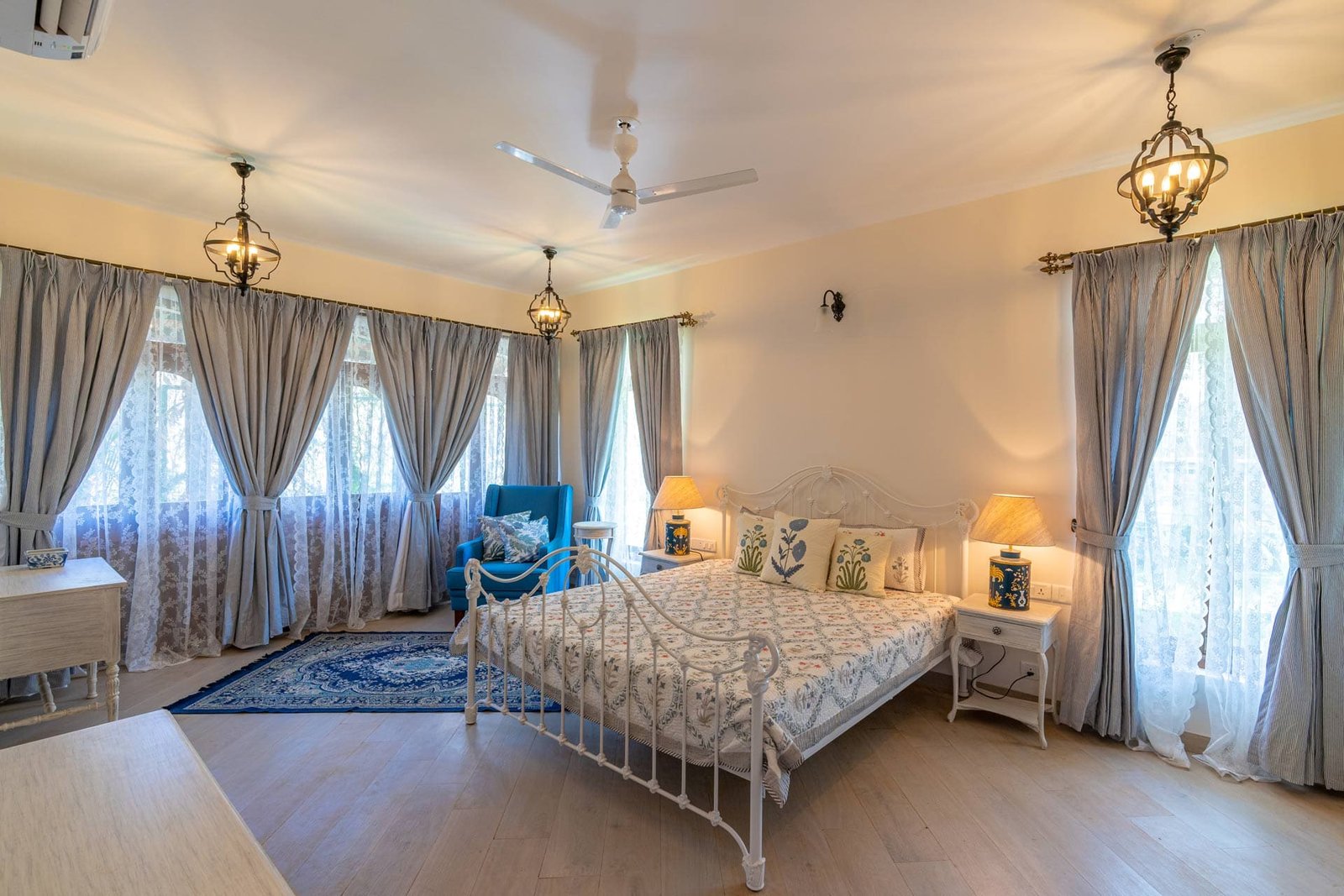 Moira Luxury Villa Kiss