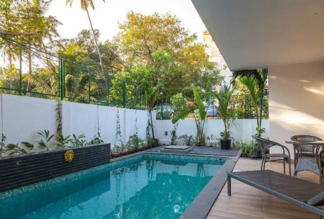 Private Pool Villa Madore