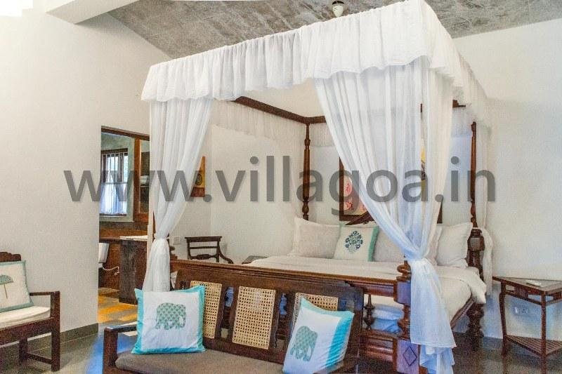 Mandrem Villa Poem
