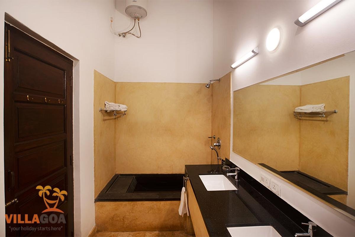 Candolim Beach Villa Vino