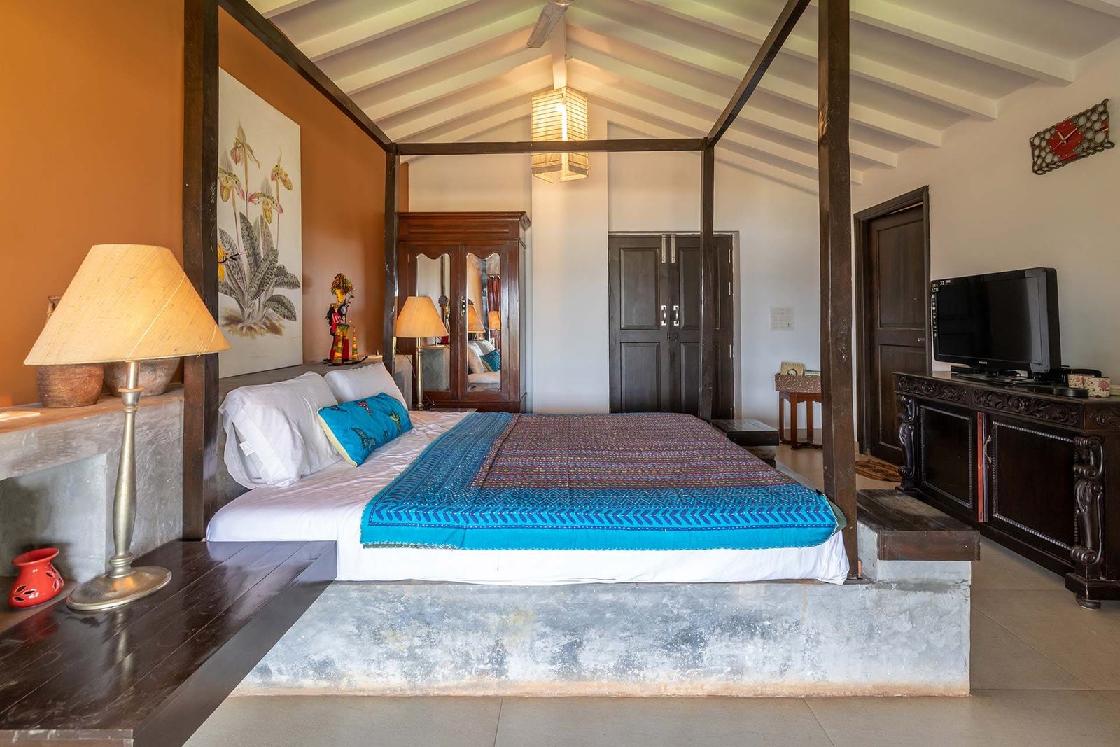 Morjim Pool Villa